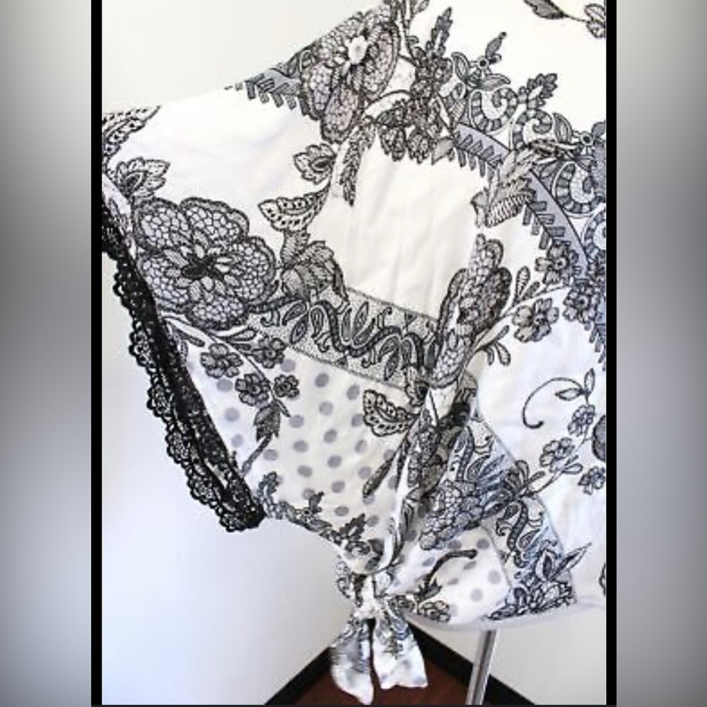 Chico's Black and White Asymmetrical Dolman Sleeve Tunic - Picture 3 of 7